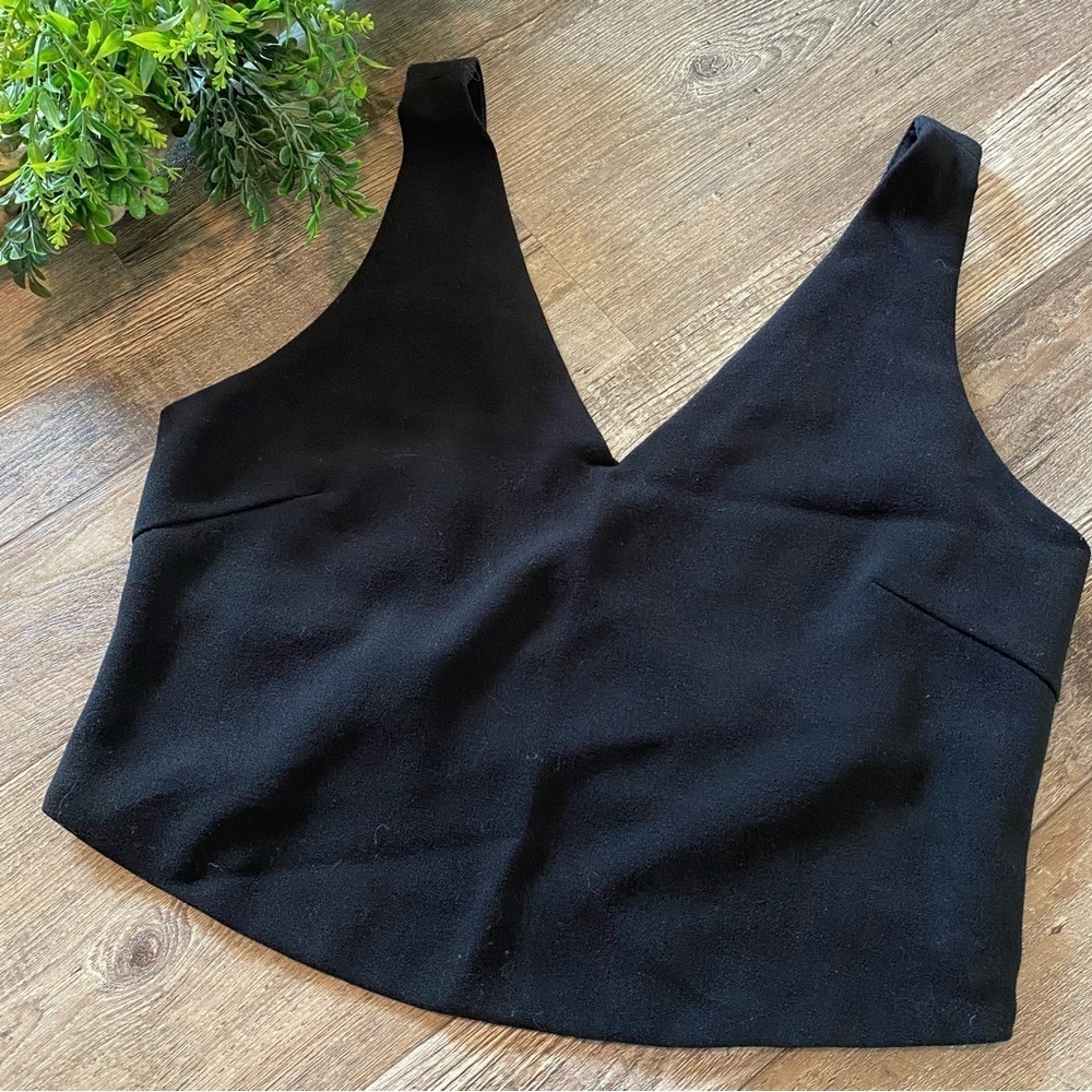 FREE PEOPLE Black Criss Cross Back, Cropped Tank, Size Small - Picture 3 of 13